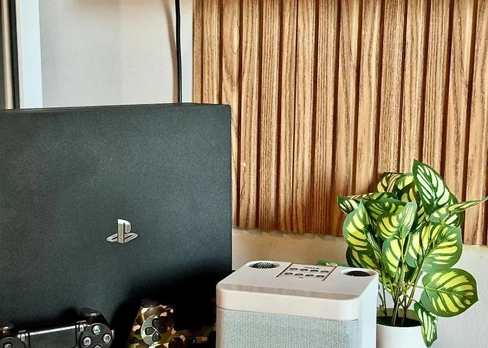 Azure Urban Residences By V'staycation Aparthotel Manila