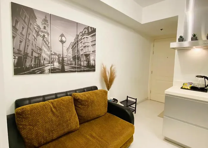 Azure Urban Residences By V'staycation Aparthotel *