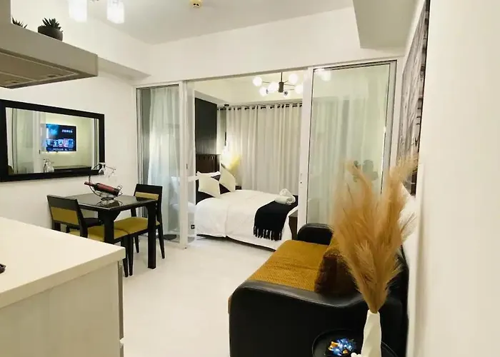Aparthotel Azure Urban Residences By V'staycation