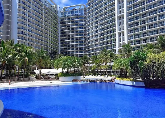 Azure Urban Residences By V'staycation