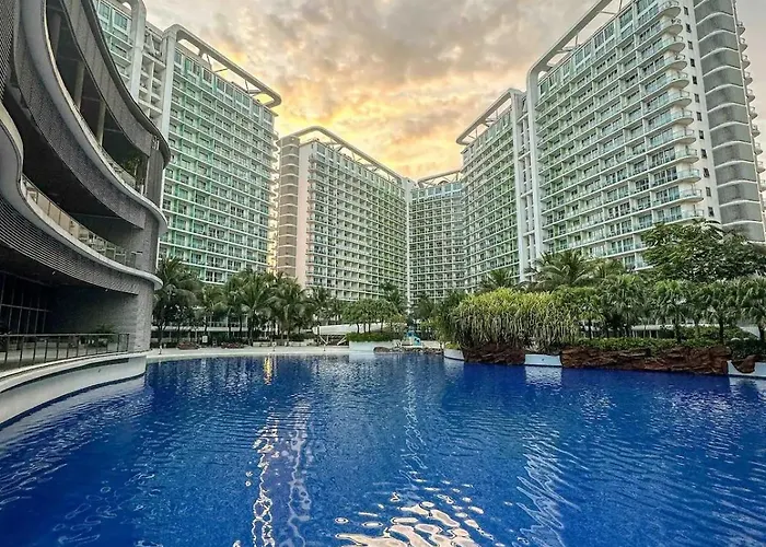 Azure Urban Residences By V'staycation Aparthotel *