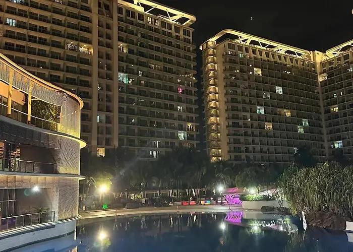 Azure Urban Residences By V'staycation